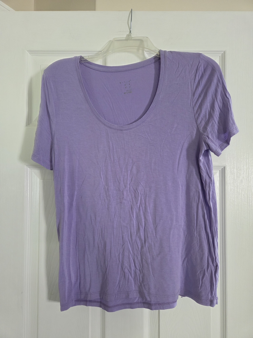 a new day Lavender Scoop Neck Short Sleeve Tee Medium